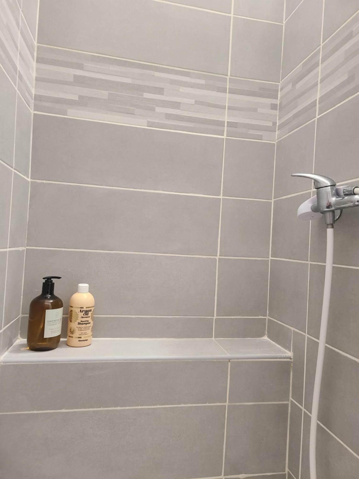 Le Jardin De Mimi Apartman Lézignan-Corbières Szoba fotó